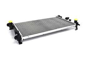 Su Radyatörü Focus 1.6 Benzinli (98AB 8005 DF)